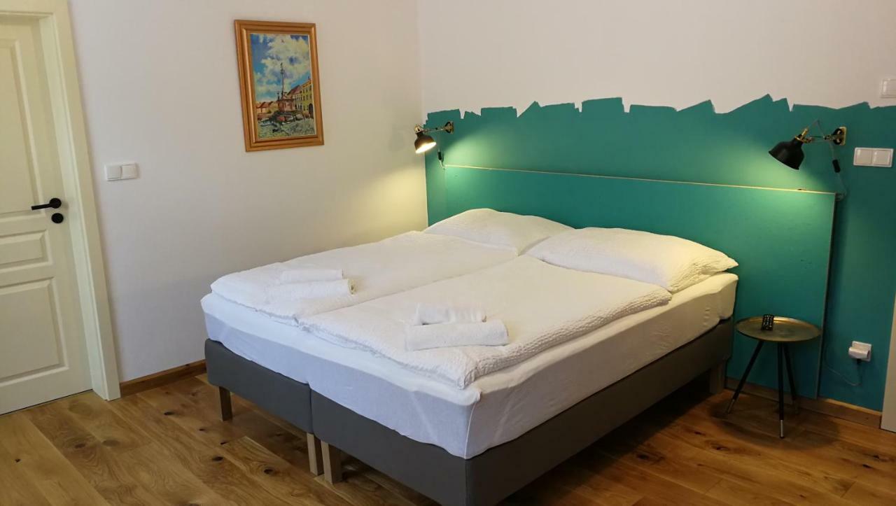 Penzion Stastny Medved Znojmo Exteriör bild