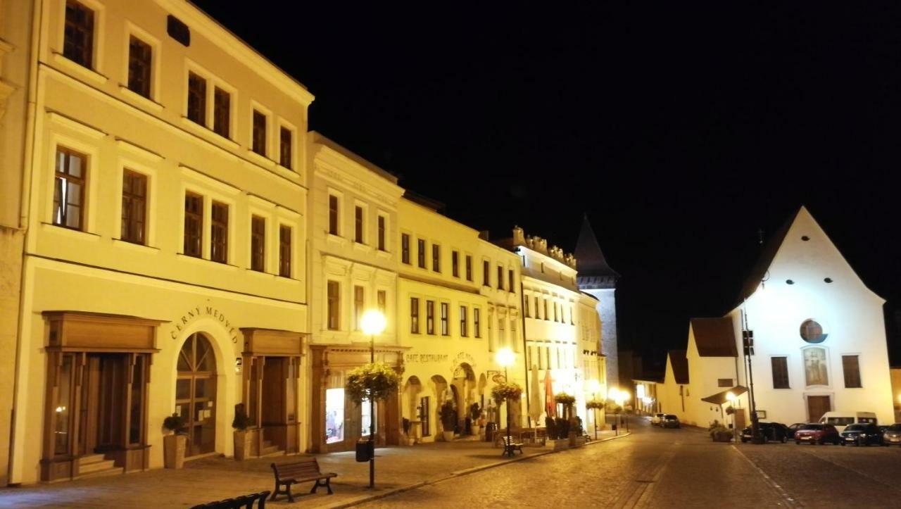 Penzion Stastny Medved Znojmo Exteriör bild